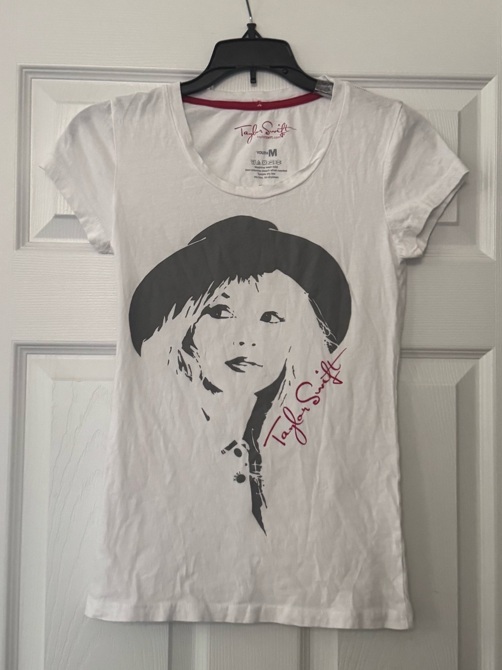 Taylor Swift official Red album tee